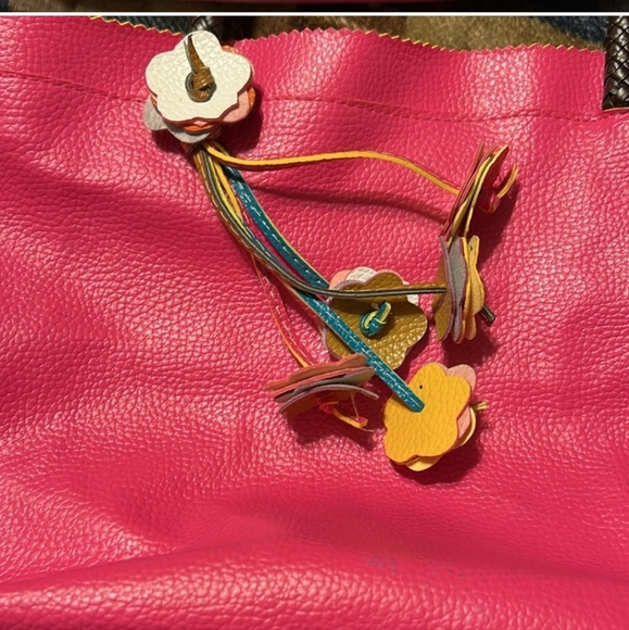 Vibrant Pink Tote with Floral Charms - Picture 11 of 16